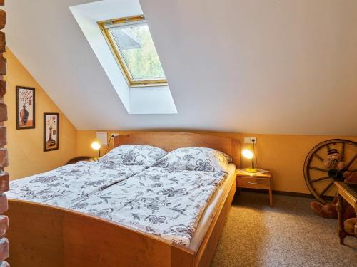 Starkov Apartamento | Studio Chlívce u Hronova-2 by Interhome