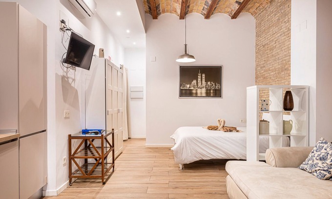 El Botanic Apartamento | Estudio 'Ciudad Vieja' con terraza privada, Wi-Fi y aire acondicionado