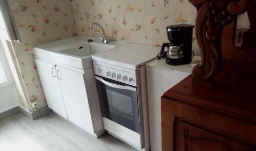 Saint-Flour Apartamento | Studio close to Mont St Michel