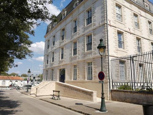 Rochefort Apartamento | Studio Colbert