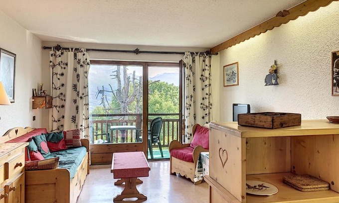 Combloux Apartamento | Studio confortable au centre de Combloux avec parking et accès ski bus - FR-1-560-35