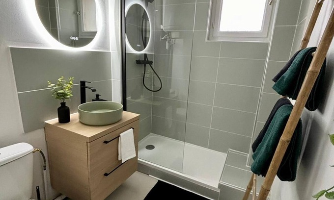 Bretigny-sur-Orge Apartamento | Studio Cosy Centre Ville/rer