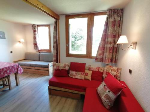 Montalbert Apartamento | Studio cosy, skis aux pieds, terrasse privative, au coeur de Montalbert - FR-1-181-2467