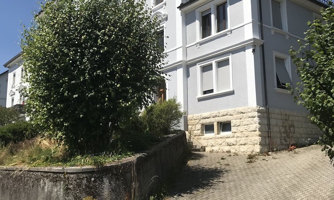 Tramelan Apartamento | Studio Dans Immeuble Bourgeois Avec Magnifiques Vues