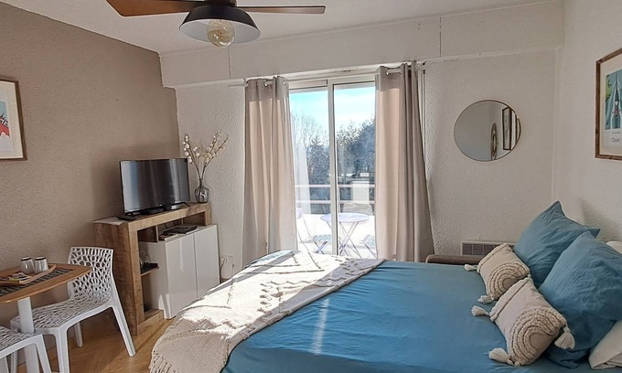 Cholet Apartamento | Estudio Darmaillacq con balcón y aparcamiento.
