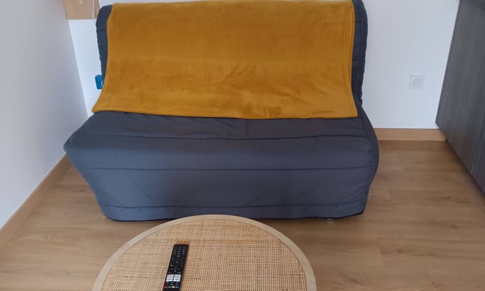 Pont-Sainte-Maxence Apartamento | Studio des Amandines