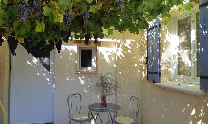 Balaruc-les-Bains Apartamento | Studio des Grenadiers