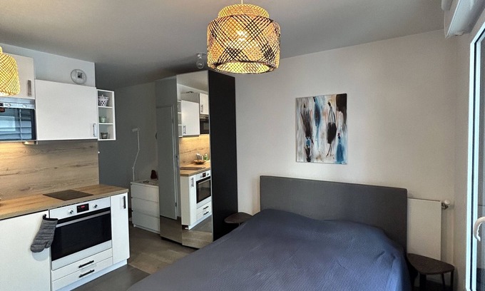 Issy-les-Moulineaux Apartamento | Studio Design & Cosy avec Parking