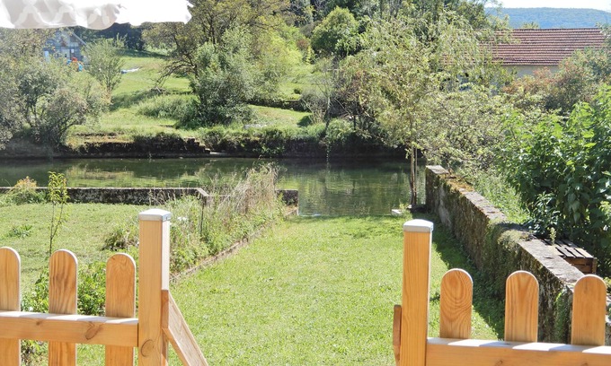 Ornans Apartamento | Studio en Location - Bord de Rivière "loulalou" Franche-comté