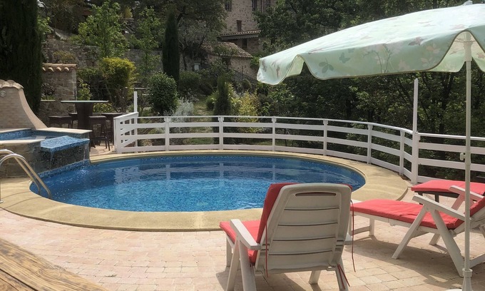 Luceram Apartamento | Studio en Pierre Avec Jolie Piscine
