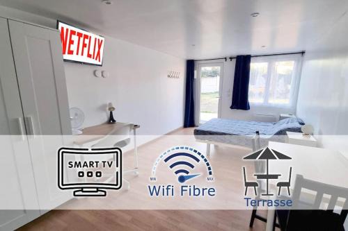 Avesnes-sur-Helpe Apartamento | Studio en rez de jardin avec terrasse privée - Le petit Château Avesnois - TV - WIFI - logement complet
