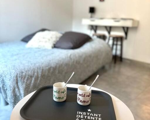 Nevers Apartamento | Studio en ville