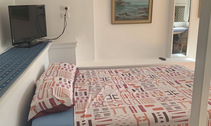 Tallebudgera Apartamento | Studio Flat Close to Everything ***** NO SMOKING/VAPING ******