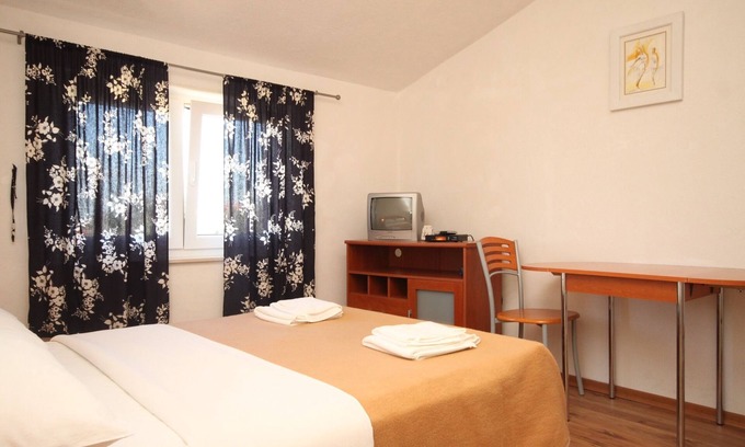 Banj Apartamento | Apartamento-estudio en la playa Banj, Pasman (AS-8206-b)