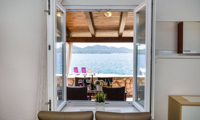 Island Dugi Otok Apartamento | Apartamento-estudio en la playa Lavdara, Dugi otok (AS-435-b)