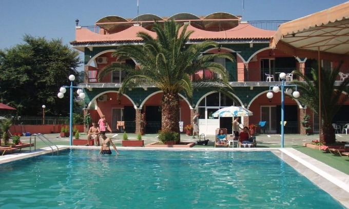 Agios Ioannis Apartamento | Studio 4-5per Con piscina compartida a poca distancia de las playas