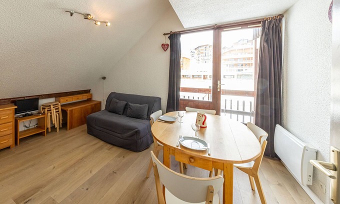 Montgellafrey Apartamento | Estudio cerca de pistas para 4 pers. con bañera, ascensor y electrodomésticos