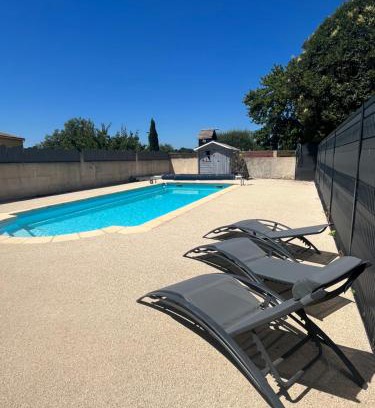 Saint-Paul-Trois-Chateaux Casa | Studio Menthe-Clim-Terrain de pétanque-Piscine collective