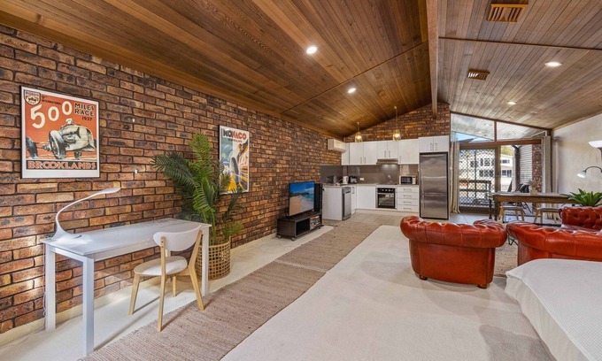Port Macquarie Cabaña | Studio Fran - Port Macquarie canals