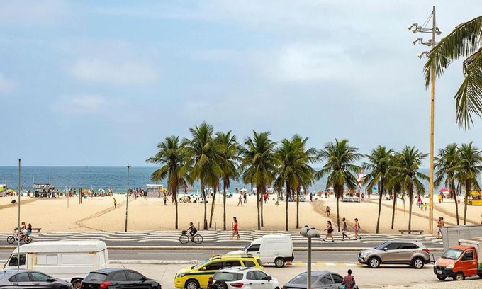 Leme Apartamento | Studio frente mar no Leme para 2 pessoas
