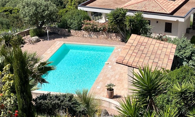 Alata Apartamento | Studio "Giovanna" avec piscine & vue sur la baie d'Ajaccio !