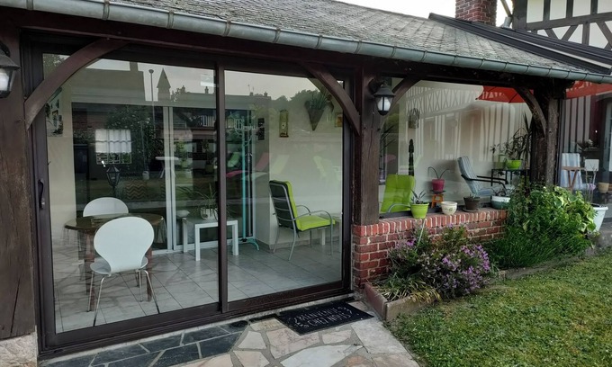 Longueville-sur-Scie Apartamento | Studio gite for vacations or travel