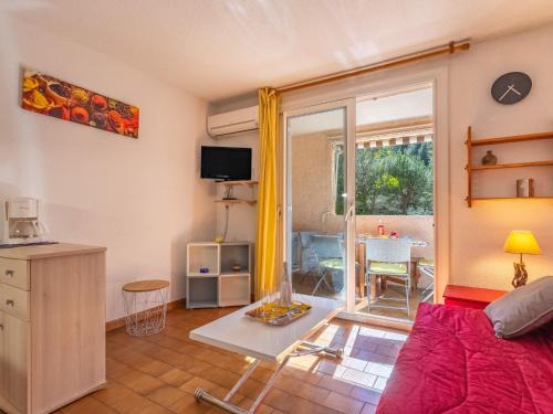 La Madrague Apartamento | Studio Hauts de la Madrague-13 by Interhome
