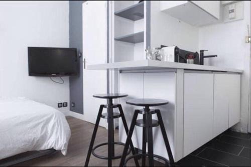 Hotel de Ville - Quinconces Apartamento | Studio hyper centre historique Quai bourgeois