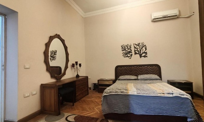 Al-Basatin Apartamento | Studio in a classy and quiet location with private entrance