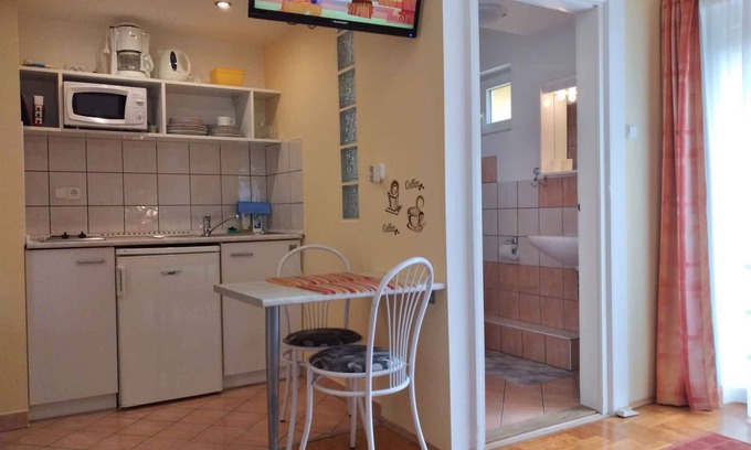 Heviz Apartamento | Apartamento vacacional en un lugar tranquilo con internet