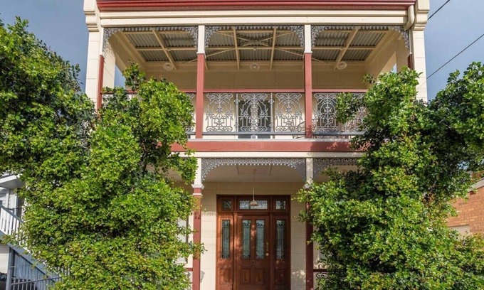 Ashgrove Apartamento | Studio in Ashgrove W/Bedroom Loft