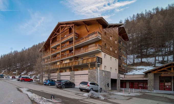 Allos Apartamento | Estudio en Francia con Vistas y Piscina