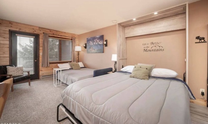 Granby Condominio | Studio in Granby. Near Grand Lake & Rocky Mtn National Park. Pool & HotTubs 213
