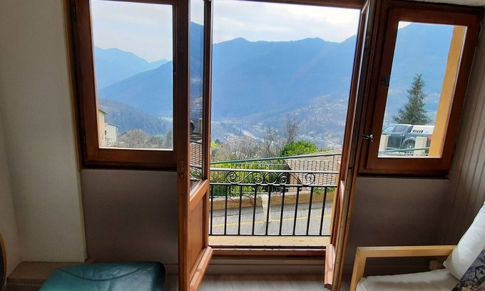 Belvedere Apartamento | Studio in village with breathtaking valley views