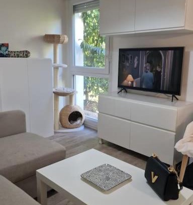 Corbeil-Essonnes Apartamento | Studio jardin et terrasse