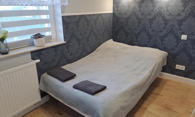 Fabryczna Apartamento | Studio Jutrzenka z łazienką by Apartamenty na dni Wrocław
