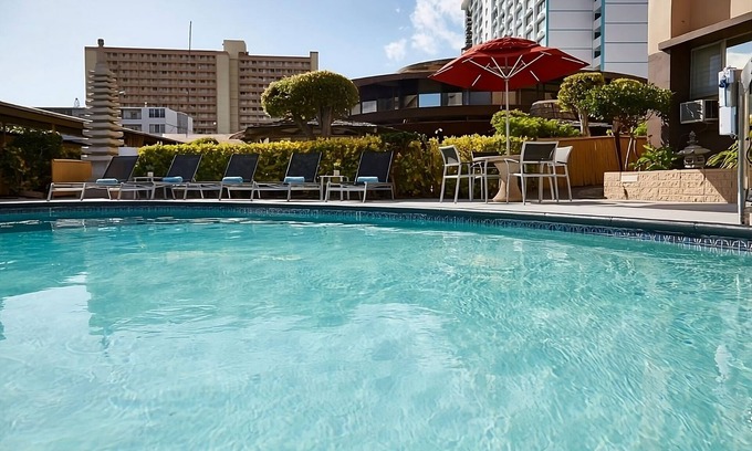 Ala Moana Casa | Studio King with Kitchenette Room at Pagoda Hotel