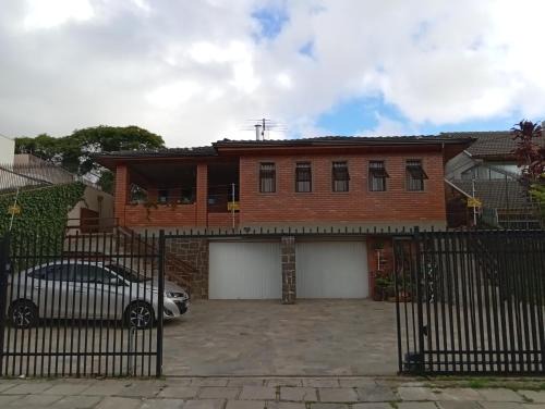 Parolin Apartamento | STUDIO KITSOSSEGO