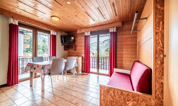 Chatel Apartamento | Apartamento estudio 'La Sifflotte - 4 Pers' con vistas a la montaña, balcón y Wi-Fi