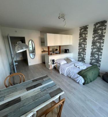 Chartres Apartamento | Studio Le Bonheur avec parking sous-sol privatif