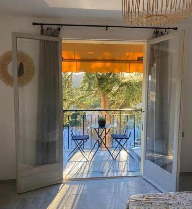 Greoux-les-Bains Apartamento | Studio les fontaines