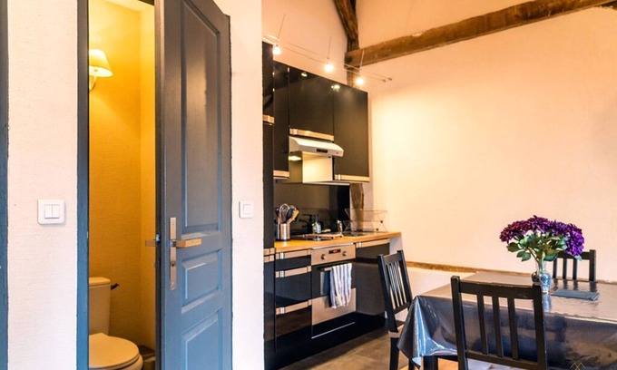 Bailly Apartamento | Studio Lilas, capacity 4 people