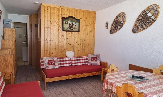 Aime Apartamento | Studio lumineux cabine ski-in/ski-out, 3/4 pers, vue pistes - FR-1-181-2595