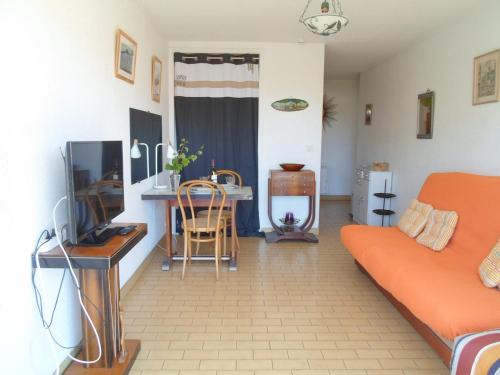 Balaruc-les-Bains Apartamento | Studio lumineux proche du centre ville de Balaruc-les-Bains, à 10 min des Thermes, avec terrasse - FR-1-503-60