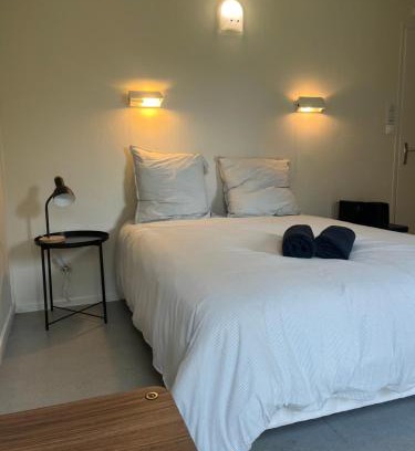 La Celle-sous-Gouzon Apartamento | Studio meublé à Jonzac