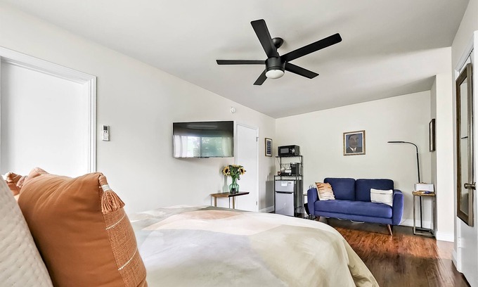 Palms Apartamento | Cómodo estudio a 15 minutos de la playa y 5 minutos de Sony Studios y el centro de Culver City