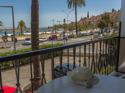 Menton Apartamento | Studio moderne avec terrasse proche plages et centre, WiFi gratuit - FR-1-196-216
