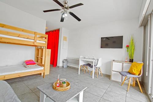 Les Arenes Apartamento | Studio moderne avec parking et piscine- 313