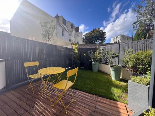 Saint-Martin-du-Littoral Apartamento | Studio Monet - Petite terrasse - Parking Privatif