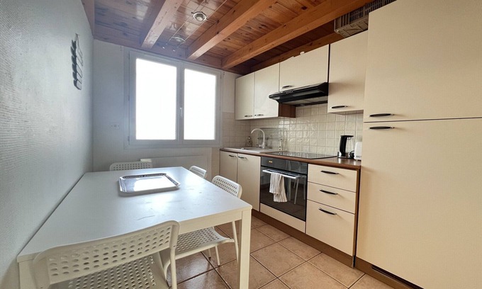 Bonnefoy-Roseraie-Gramont Apartamento | Estudio cerca de la estación de tren SNCF y del